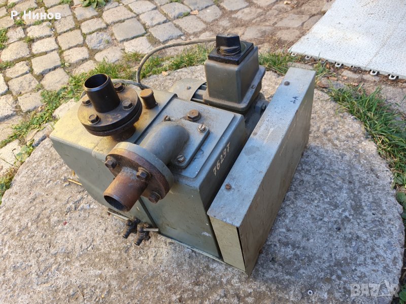 Вакуум помпа vacuum pumps 16m3  1.1 kW ел мотор дълбок вакуум - 1 атм., снимка 1