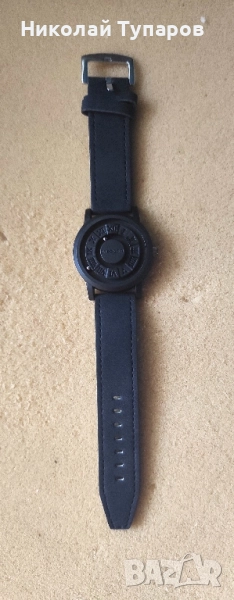 Мъжки бизнес елегантен модерен часовник кръгъл магнитен циферблат алуминиев корпус налични 2 броя , снимка 1