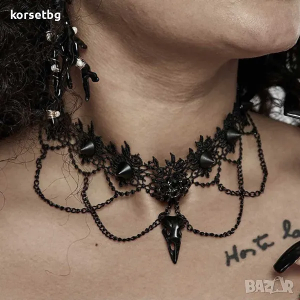 Готическо колие от черна дантела с висулка гарванов череп 9001, снимка 1