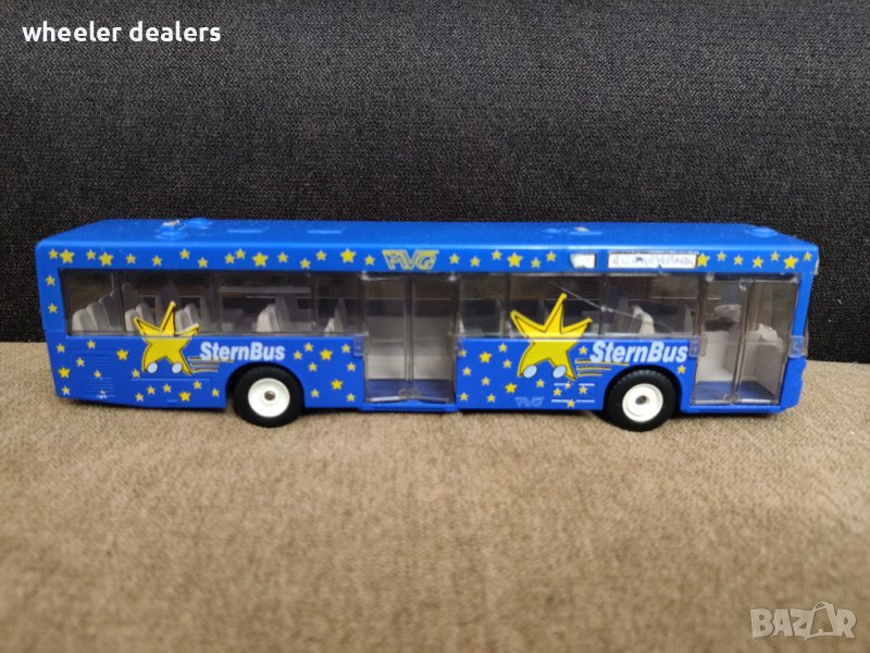 Метална количка Метален автобус Mercedes-Benz 0405 на SIKU 1:55, снимка 1