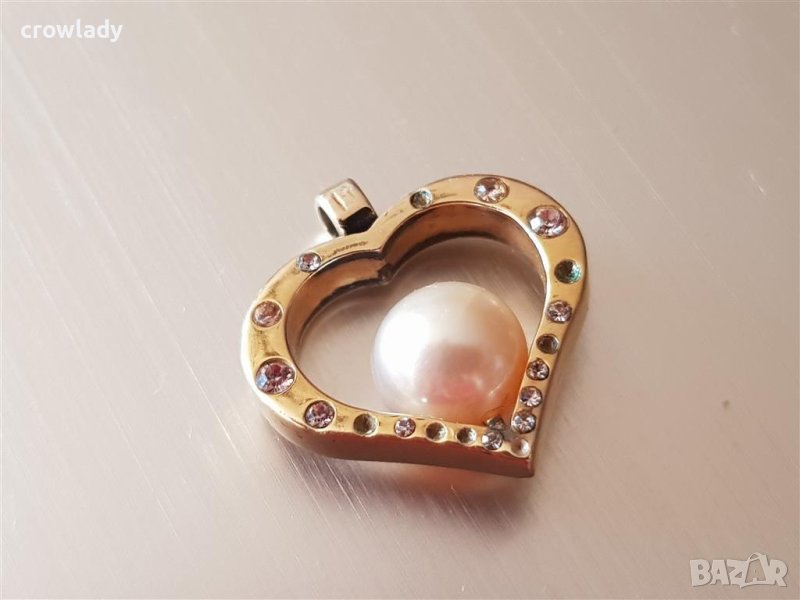 Красив и романтичен сребърен медальон с позлата и перла, снимка 1