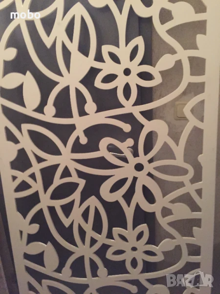 Декоративна решетка  от натурален МДФ с  размери: ширина -95см, височина - 217см, дебелина 1,3 см. , снимка 1