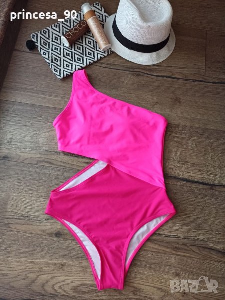 Нов цял бански , снимка 1