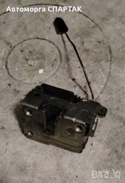 8200213917 предна брава дясна врата за DACIA LOGAN AMBIANCE 2005 471717, снимка 1