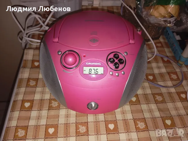 Cd ,mp3,usb радио Grundig , снимка 2 - Радиокасетофони, транзистори - 55827529