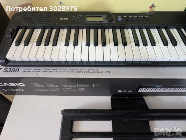 Продава синтезатор Casio CT-S300 и пиано състейн педал M-audio SP-2, снимка 3 - Други - 52104586