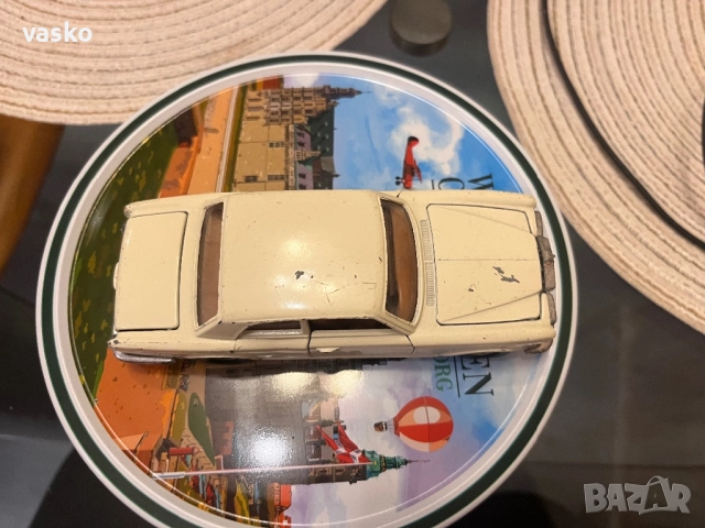 Английско Корги 1:36-Ролс, снимка 11 - Колекции - 52792184