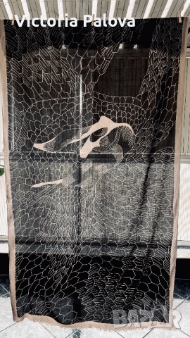 Голям артистичен дизайнерски шал Дания , снимка 2 - Шалове - 52796264