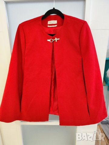 Naf Naf дамско елегантно червено палто, 38/М размер, снимка 2 - Палта, манта - 42055310