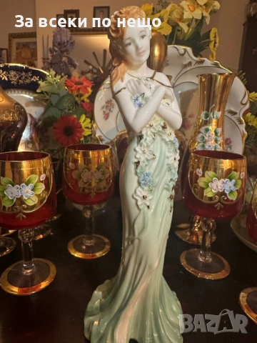 Coalport England  грациозна фигура от серията Spirits of Jewels - "Emerald" Код P2058, снимка 4 - Антикварни и старинни предмети - 53992652