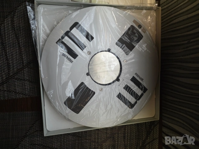 Продавам магнетофонна ролка Maxell 