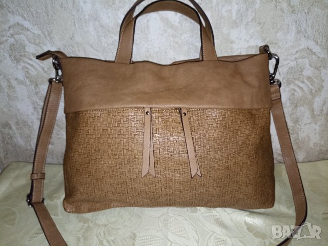 Esprit-Нова голяма кожена дамска чанта с плетеници, снимка 1 - Чанти - 42858680