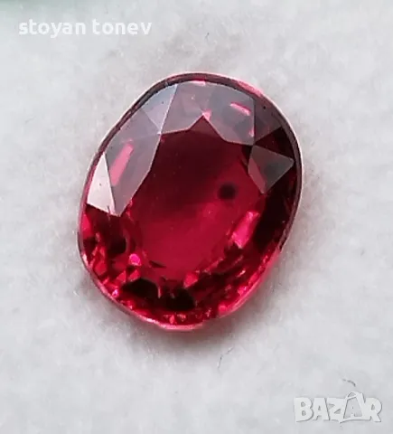 Вълнуващ изящен рубин 1.00кт.! Сертифициран! Нов!, снимка 11 - Други - 49656399