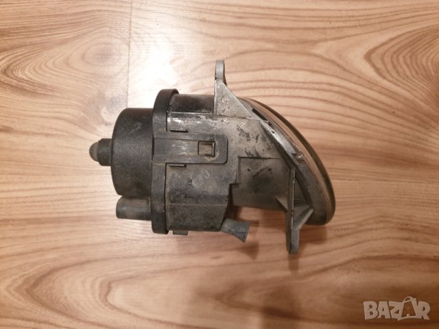 Продавам оригинален ляв халоген HELLA фар за мъгла от фейслифтово Ауди А6 / Audi A6, снимка 3 - Части - 42273445