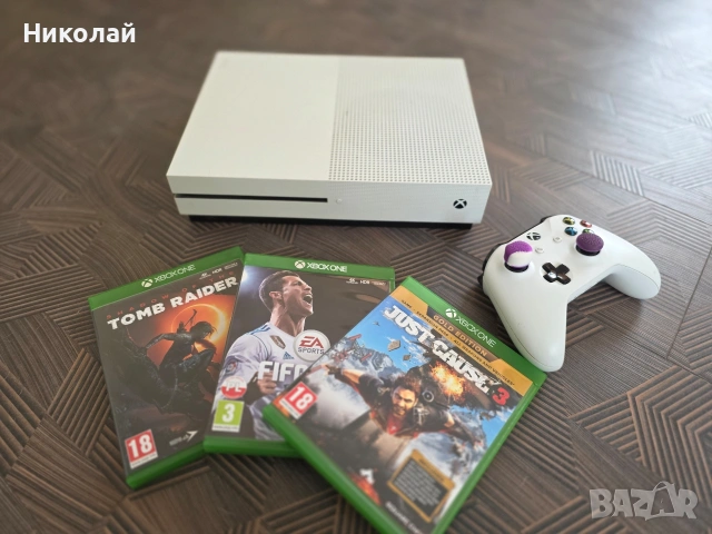 Продавам конзола Xbox one S, снимка 2 - Xbox конзоли - 54006110