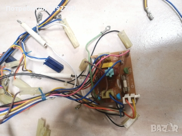 Платка от микровълнова печка