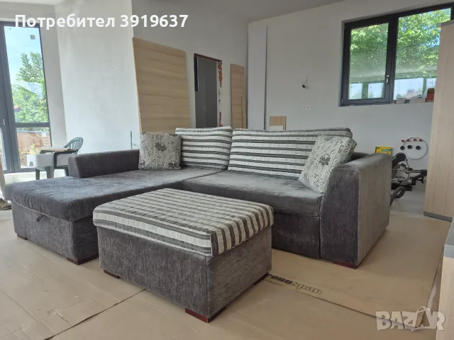 Продавам  диван