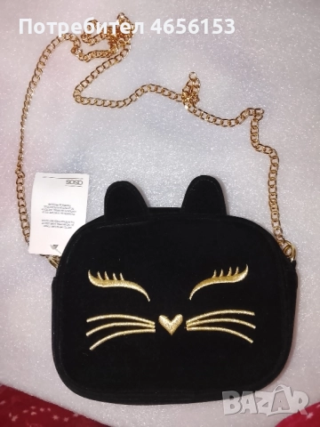 НОВА с етикет МАЛКА ЧЕРНА ЧАНТА от КАДИФЕ със дръжка синджир 