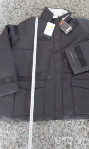 NIKE Therma Fit Shine дамско яке, снимка 11 - Якета - 54153593