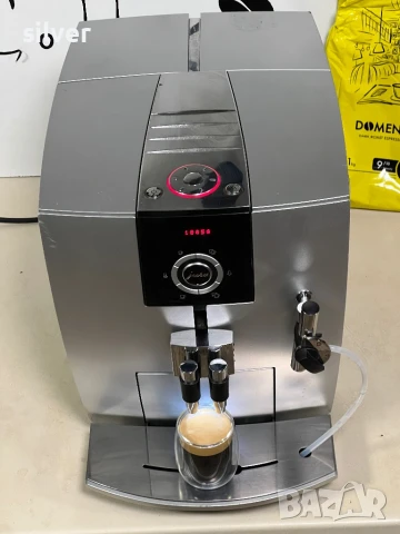 Кафемашина кафе автомат jura j5 с гаранция, снимка 8 - Кафемашини - 51186976