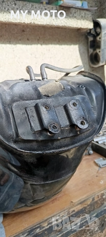 GSXR 1000 k4 резервоар , снимка 5 - Части - 51701354