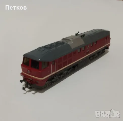 Дизелов локомтив BR-130 мащаб H0, снимка 2 - Колекции - 55994195