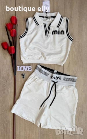 дамски комплект, снимка 2 - Комплекти - 51770469