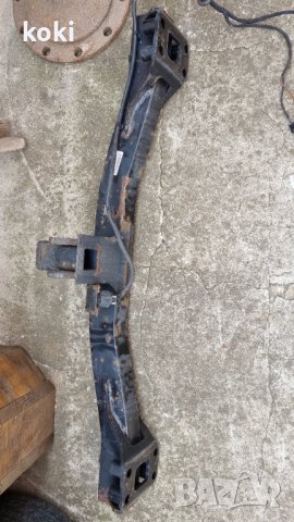 Теглич за Ауди Кю 7 , снимка 3 - Части - 35645158