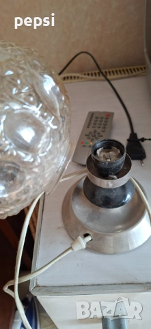 Продавам две нощни лампи ретро соц, снимка 3 - Антикварни и старинни предмети - 53198996