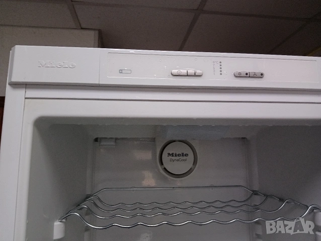 Като нов XXL огромен хладилник Миеле Miele Made in Germany 2 години Гаранция!, снимка 2 - Хладилници - 53895257