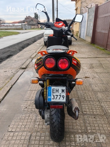 Регистриран Aprilia SR50, снимка 4 - Мотоциклети и мототехника - 53293864