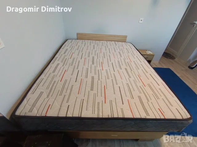 Продавам запазен, еднолицев матрак 199 /159 
