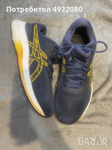 asics маратонки 