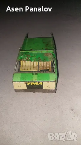 Ламаринено камионче Урал номер 15, снимка 2 - Коли, камиони, мотори, писти - 48860249