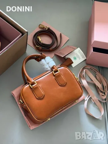 Miu Miu Belair Дамска чанта, кожа, снимка 5 - Чанти - 55974860