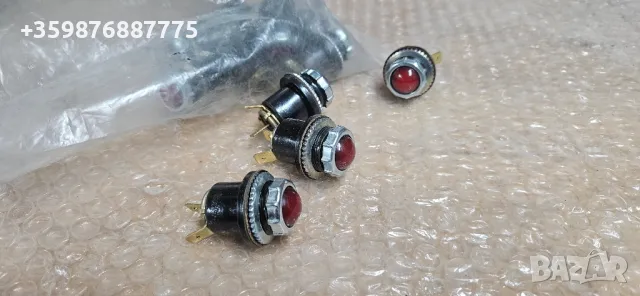 Сигнални лампи Ретро Руски Соц Шкода Прага Татра Зил Контролни 