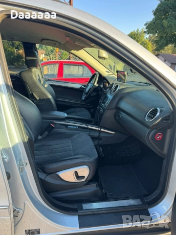 Mercedes - Benz Ml 320 , снимка 7 - Автомобили и джипове - 51871486
