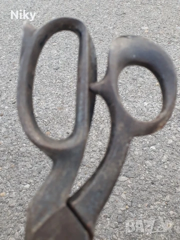 Стара шивашка ножица 34 см., снимка 3 - Антикварни и старинни предмети - 50786418