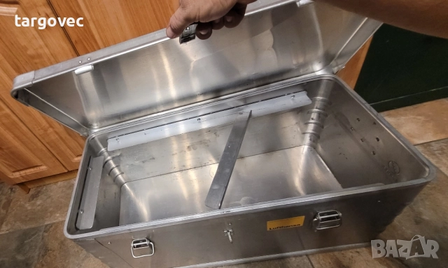 алуминиев летателен сандък плюс катинар abus, снимка 5 - Други инструменти - 52463099