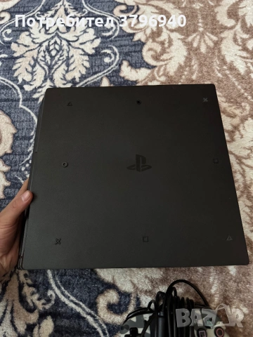 Ps4 pro с две игри , снимка 2 - PlayStation конзоли - 54352892