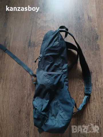 the north face flyweight pack 17l - олекотена спортна раница , снимка 8 - Раници - 56124529