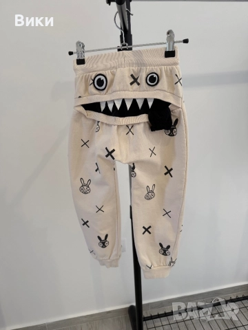 Лабубу панталон 5-6г ръст 116, снимка 5 - Детски панталони и дънки - 52115828