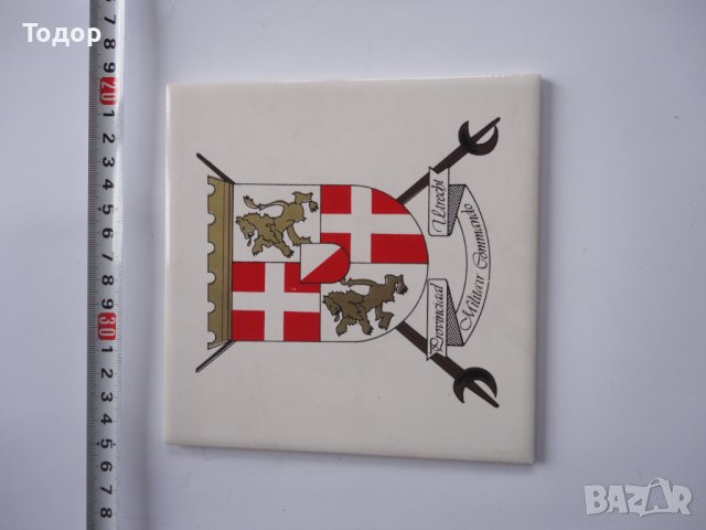 Армейски Порцеланов щит герб корона Холандия , снимка 2 - Антикварни и старинни предмети - 39144847