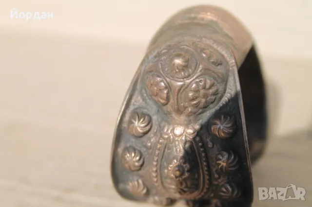 Възрожденска сребърна гривна рогатка, снимка 5 - Антикварни и старинни предмети - 49131319