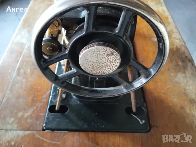 Шевна машина PFAFF 130, снимка 10 - Други машини и части - 36911842