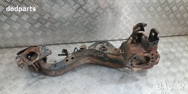 Шенкел Nissan Qashqai 2.0i 2012г.(заден ляв)	