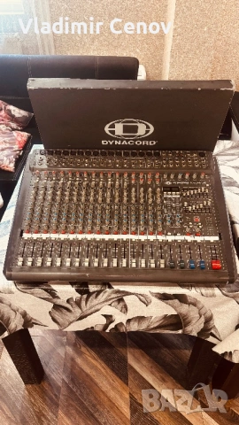 Колони пултове стъпало