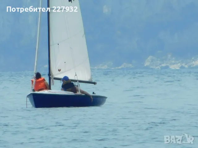 Продавам платноходка Flying sailor, снимка 3 - Воден транспорт - 50096750