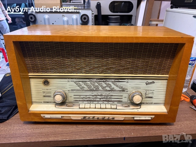 Garetz Melodia M 418 Graetz, Altena (Westfalen) Ретро Лампов Радио  Year 1956/1957=68 Гудишен, снимка 5 - Радиокасетофони, транзистори - 53328278