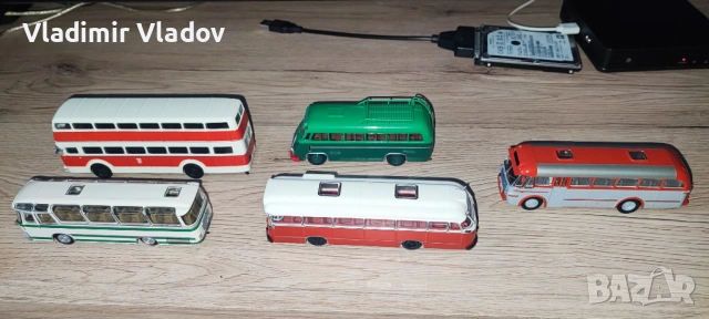 Легендарни автобуси , снимка 2 - Колекции - 54270227